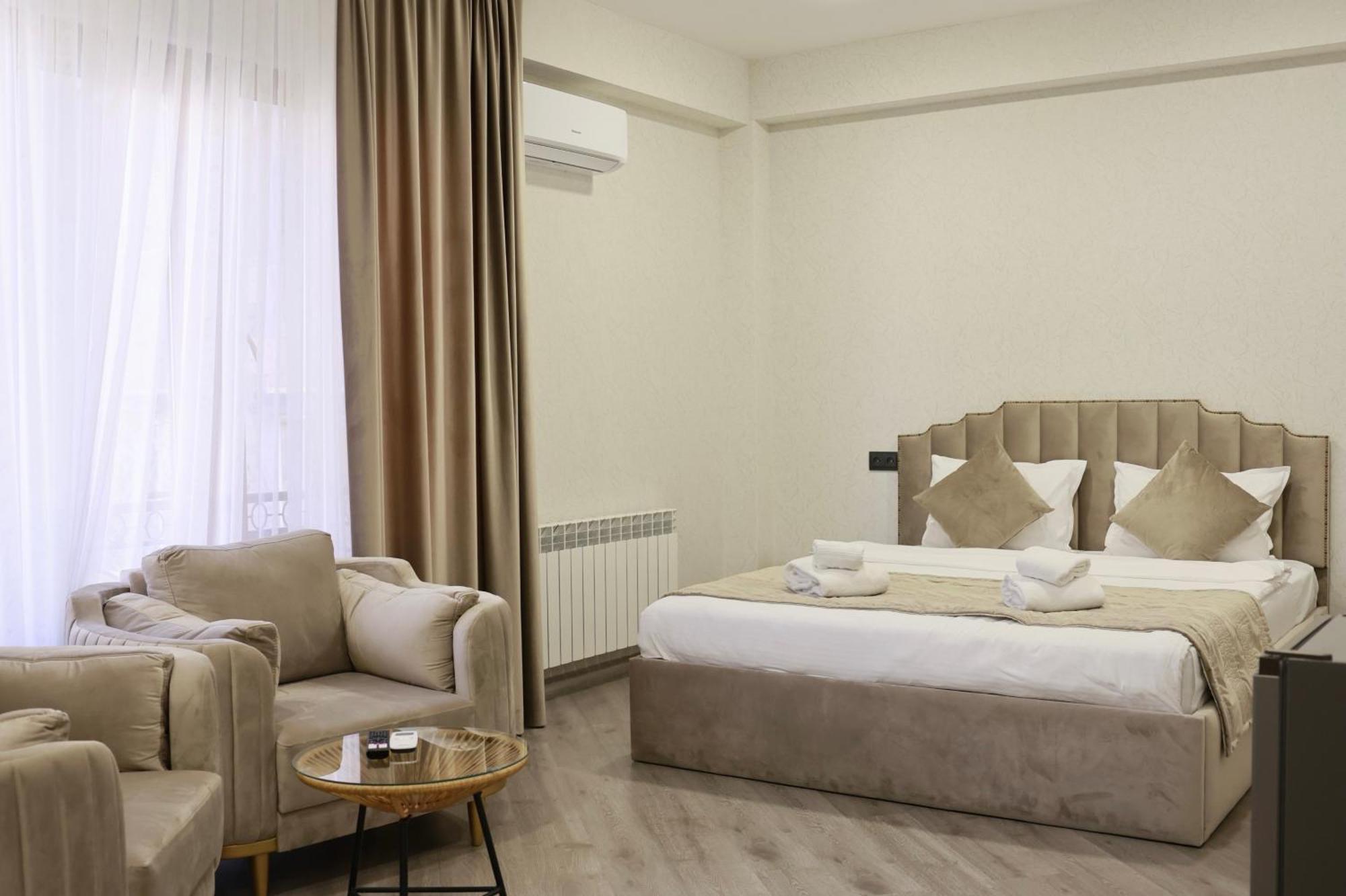 Royal Renaissance Hotel Yerevan Luaran gambar