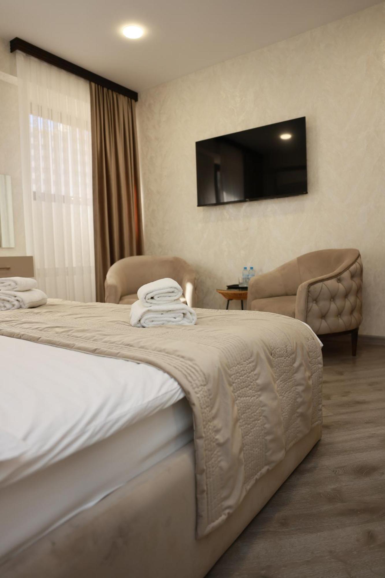 Royal Renaissance Hotel Yerevan Bilik gambar