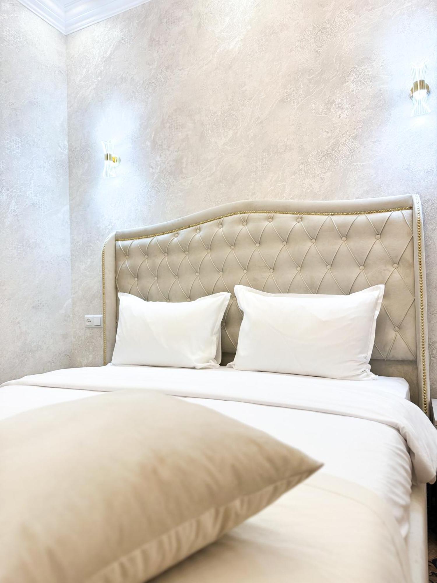 Royal Renaissance Hotel Yerevan Bilik gambar