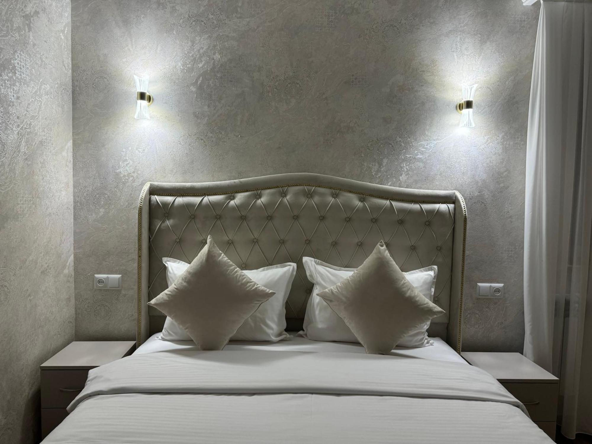 Royal Renaissance Hotel Yerevan Luaran gambar