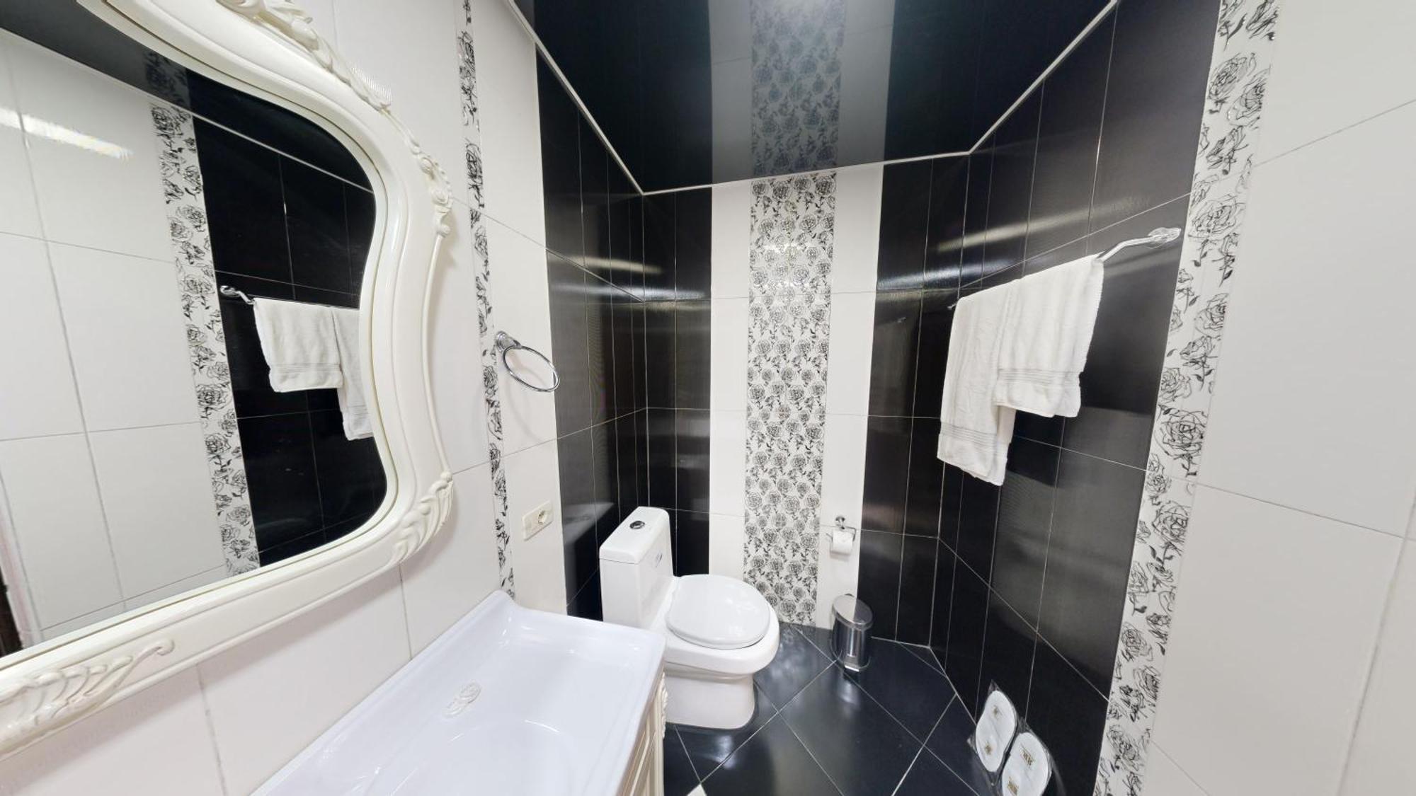Royal Renaissance Hotel Yerevan Luaran gambar