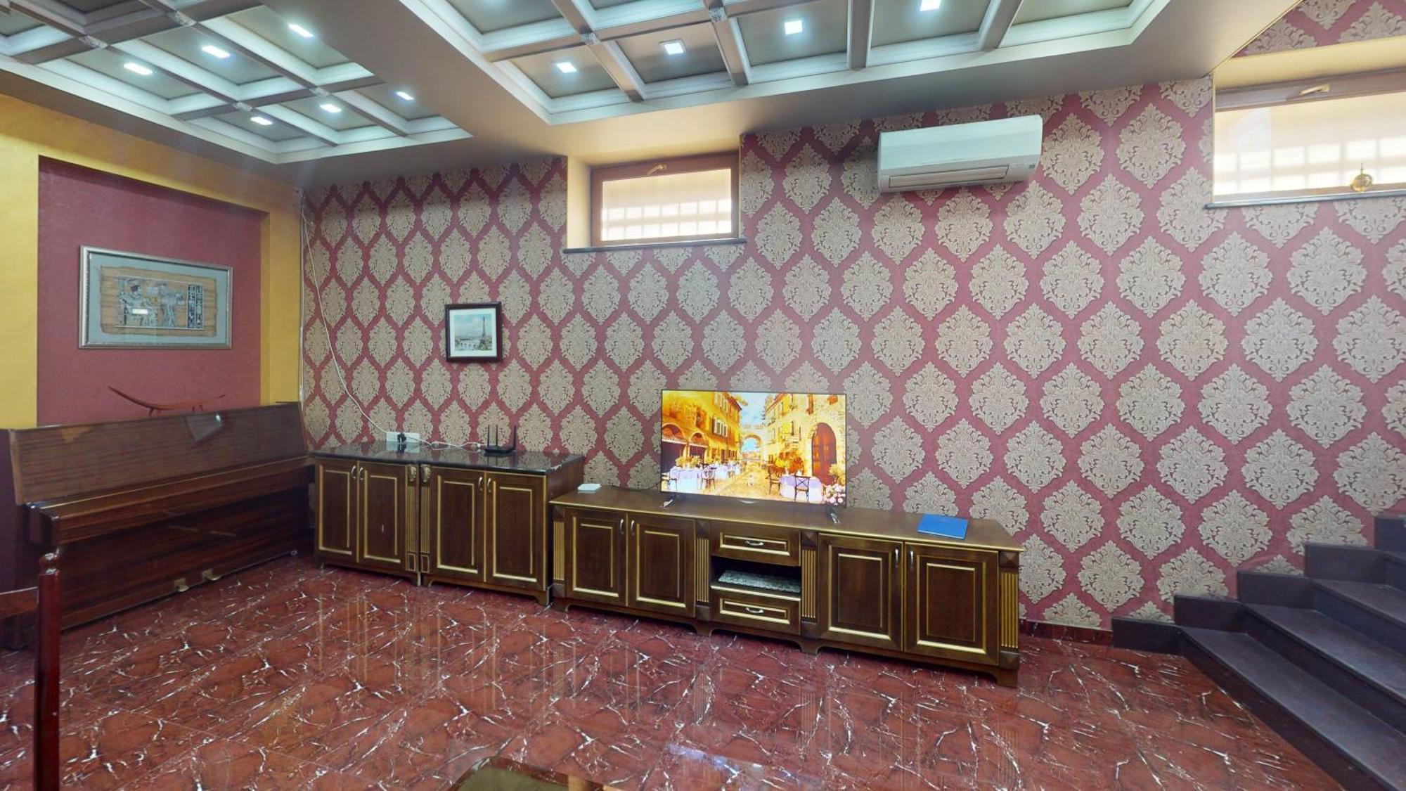 Royal Renaissance Hotel Yerevan Luaran gambar